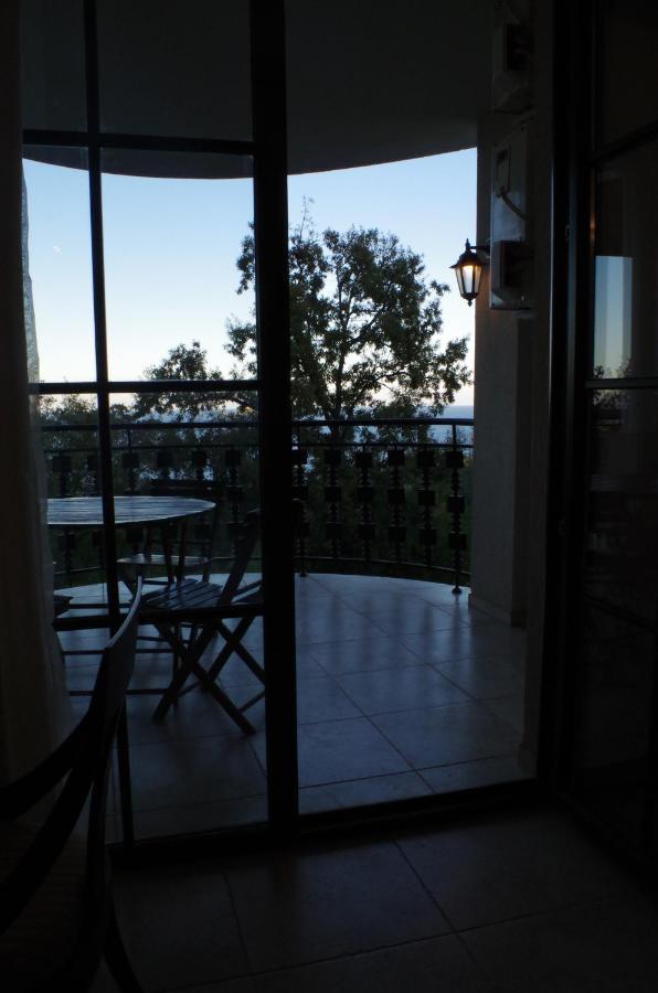 Beautiful 1St-Line Seaview Private Appartement In The Cliff Resort Obzor Buitenkant foto