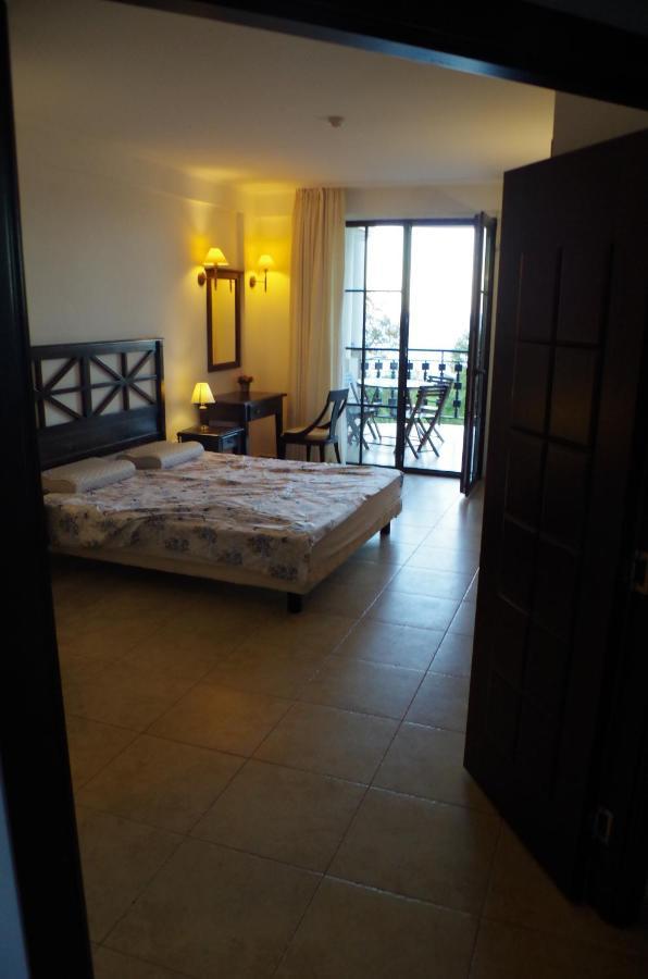 Beautiful 1St-Line Seaview Private Appartement In The Cliff Resort Obzor Buitenkant foto