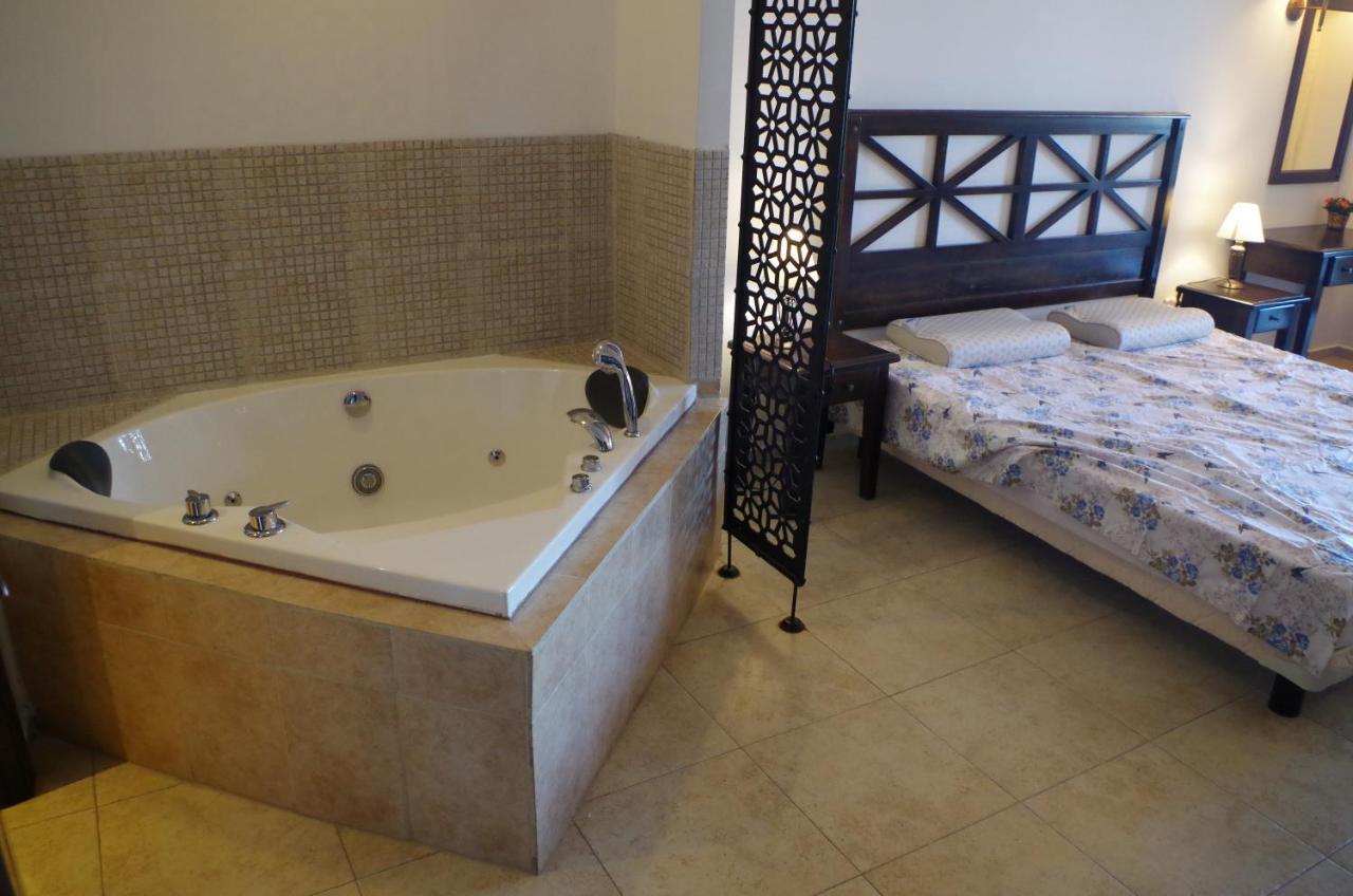 Beautiful 1St-Line Seaview Private Appartement In The Cliff Resort Obzor Buitenkant foto