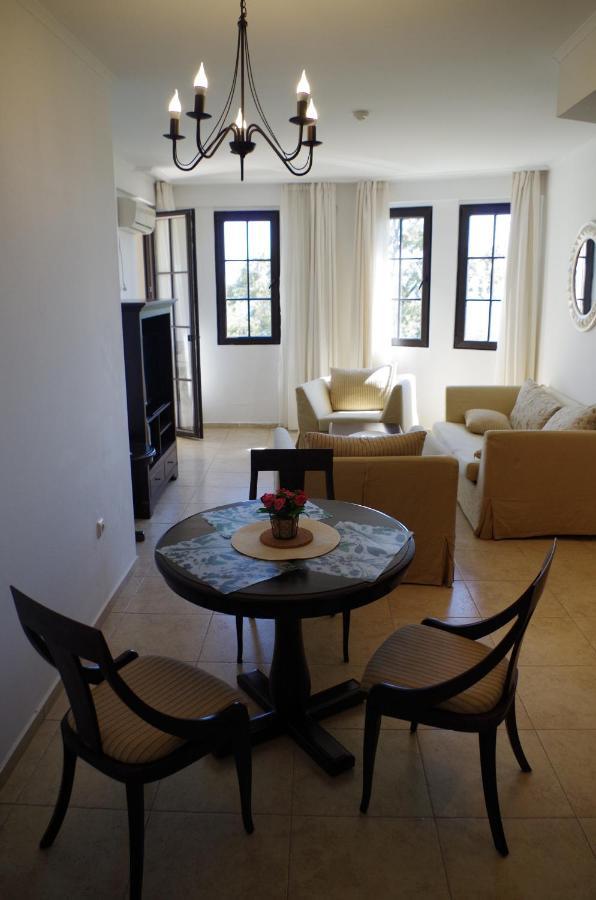 Beautiful 1St-Line Seaview Private Appartement In The Cliff Resort Obzor Buitenkant foto